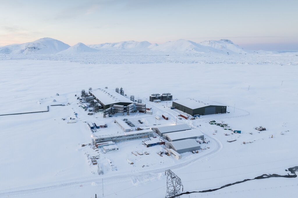 climeworks'-mammoth-direct-air-capture-plant-in-iceland.jpg