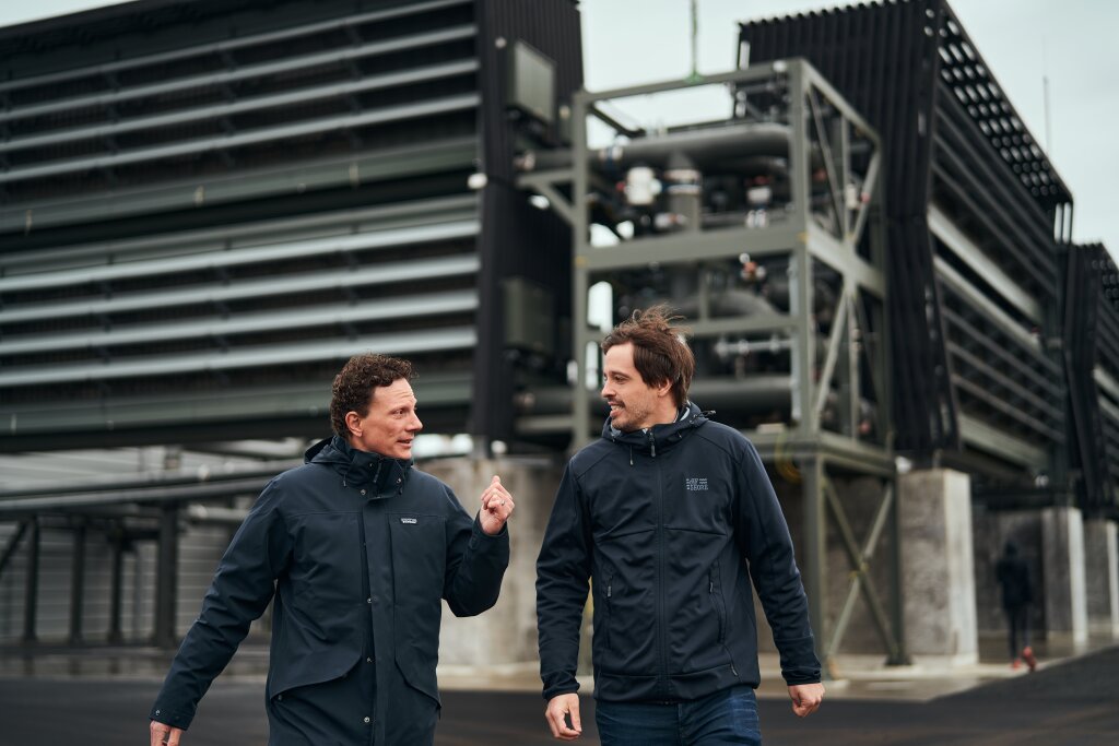 Climeworks Orca plant in Iceland with co-CEOs and co-founders C. Gebald and J. Wurzbacher (6).jpg